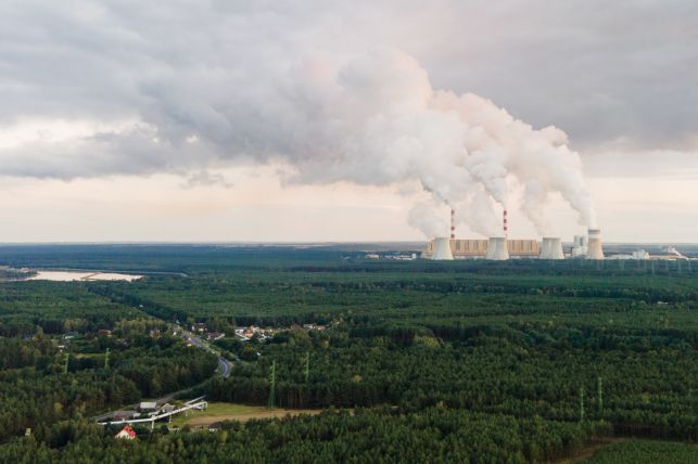 Miliardy za emisję CO2 do atmosfery. To prawie tyle, ile w bełchatowskiej elektrowni kosztował blok 858 MW! - Zdjęcie główne