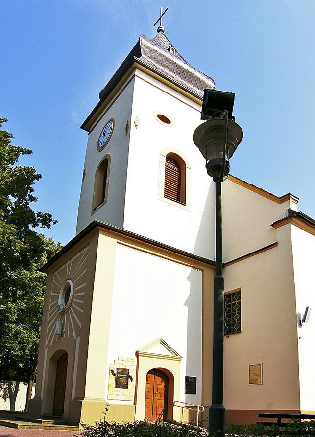 Kościół i budynek poklasztorny pw. Narodzenia NMP - Zdjęcie główne