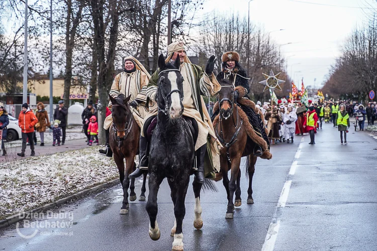 Orszak Trzech Króli przejdzie ulicami Bełchatowa. Co przygotowano w tym roku? - Zdjęcie główne