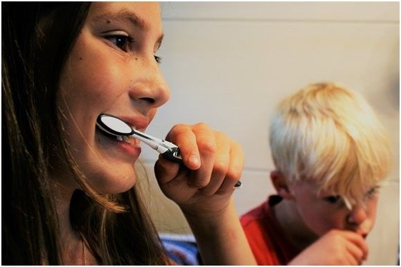 Dentysta dziecięcy na Żoliborzu – skorzystaj z wizyty adaptacyjnej - Zdjęcie główne