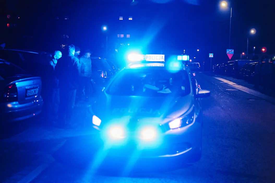 Policyjny pościg ulicami Bełchatowa. Kierowca wpadł na absurdalny pomysl - Zdjęcie główne