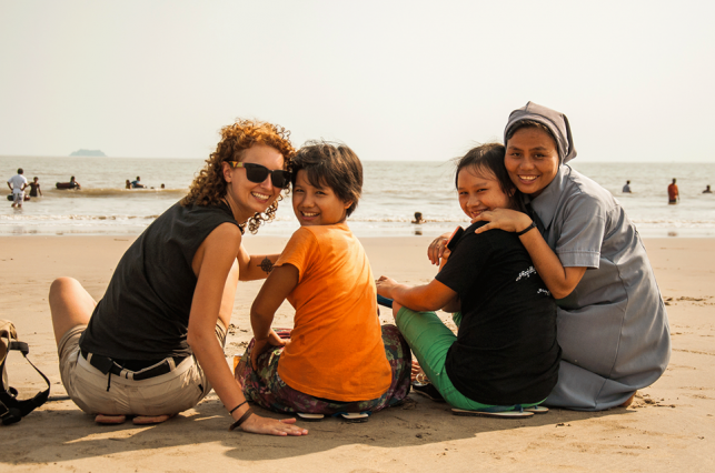 Bełchatowska podróżniczka opowie o swoich przygodach. Włącz się wraz z nią do pomocy sierotom w Birmie - Zdjęcie główne