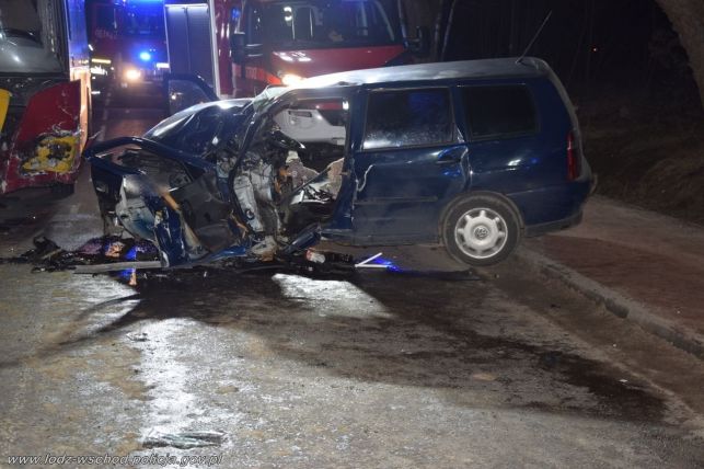 Kierowca z gminy Bełchatów zginął w zderzeniu z autobusem [FOTO] - Zdjęcie główne
