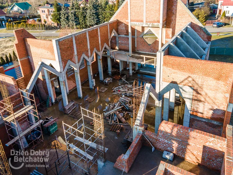Powstaje nowy kościół w Bełchatowie. To szósta świątynia w mieście [FOTO][VIDEO] - Zdjęcie główne