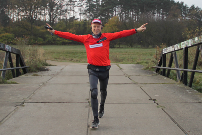 Michał Piszer przebiegł samotny maraton. Zbiórka pieniędzy dla Miłosza dalej trwa [FOTO] - Zdjęcie główne