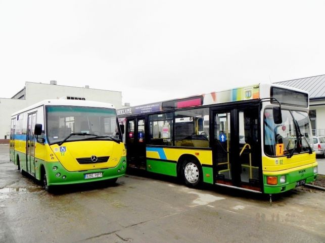 Wakacyjna zmiana kursowania autobusów - Zdjęcie główne