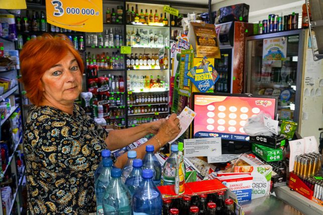 Główna wygrana Lotto padła w Bełchatowie! Gdzie jest szczęśliwa kolektura?  - Zdjęcie główne