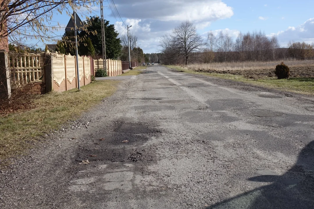 Mieszkańcy gminy Bełchatów pojadą nową drogą. Na kiedy zaplanowano prace? - Zdjęcie główne