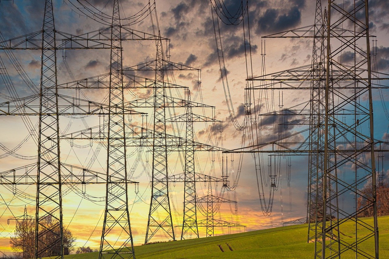 PGE zapowiada kolejne przerwy w dostawach energii w Bełchatowie. Gdzie nie będzie prądu?  - Zdjęcie główne