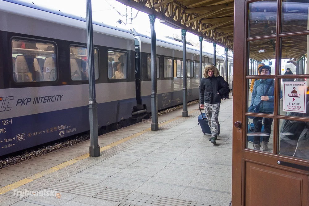 Pociąg nie pojedzie z Bełchatowa do Piotrkowa? Powodem małe zainteresowanie podróżnych - Zdjęcie główne