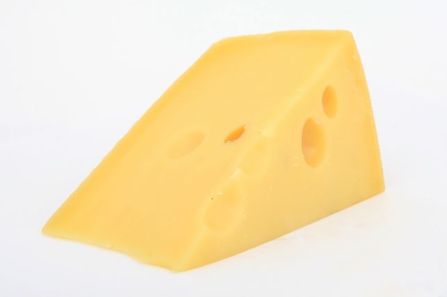 Bełchatowianin dał się oszukać  - kupił kawałek sera za 620 zł - Zdjęcie główne
