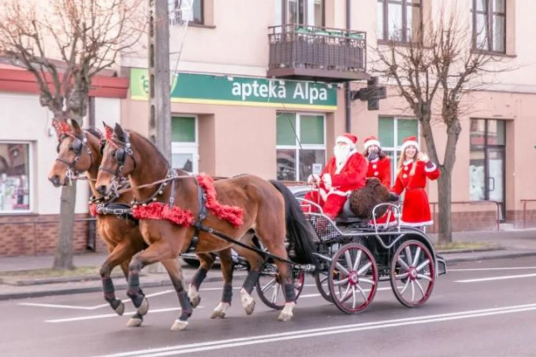 Święty Mikołaj przejedzie ulicami miasta. Znamy plan bożonarodzeniowego jarmarku - Zdjęcie główne