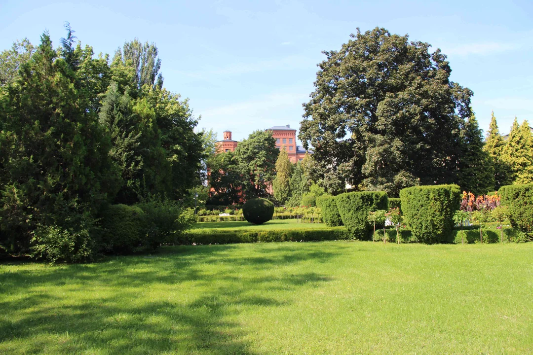 Zachwycający ogród Muzeum Pałacu Herbsta