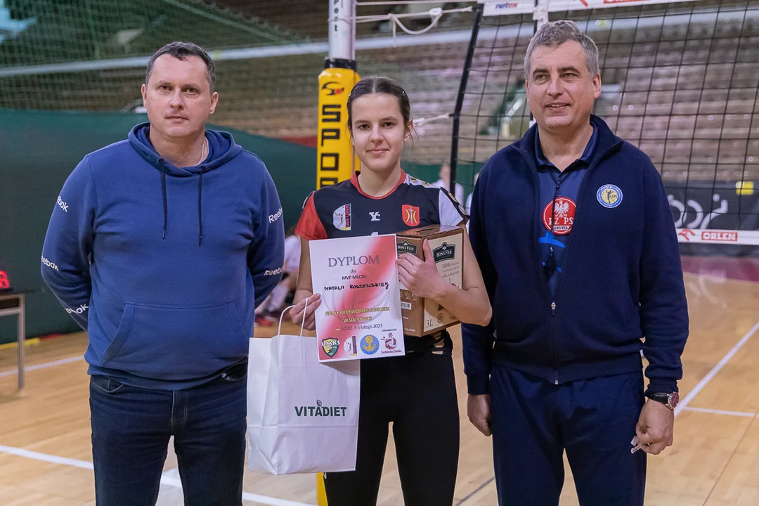 Siatkarki juniorki w Łodzi zwyciężyły turniej