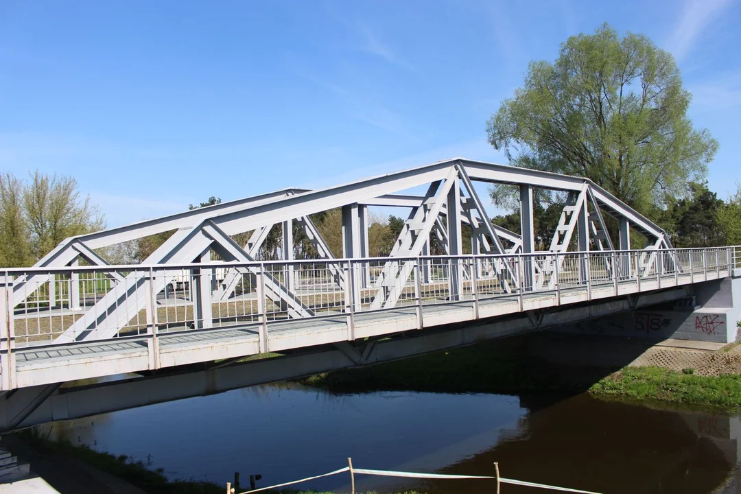 W Kutnie i okolicach: Pokazujemy wam zwykły most? Nie! Odwiedzali go inżynierowie z wielu krajów [ZDJĘCIA] - Zdjęcie główne