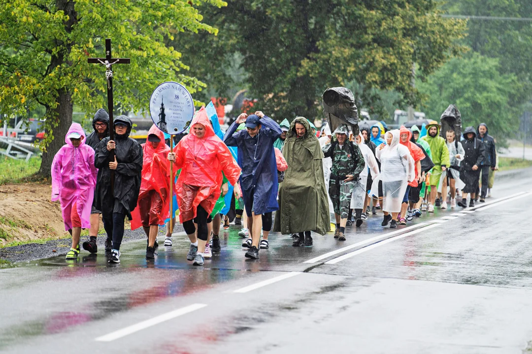 Piesza pielgrzymka z Głowna na Jasną Górę