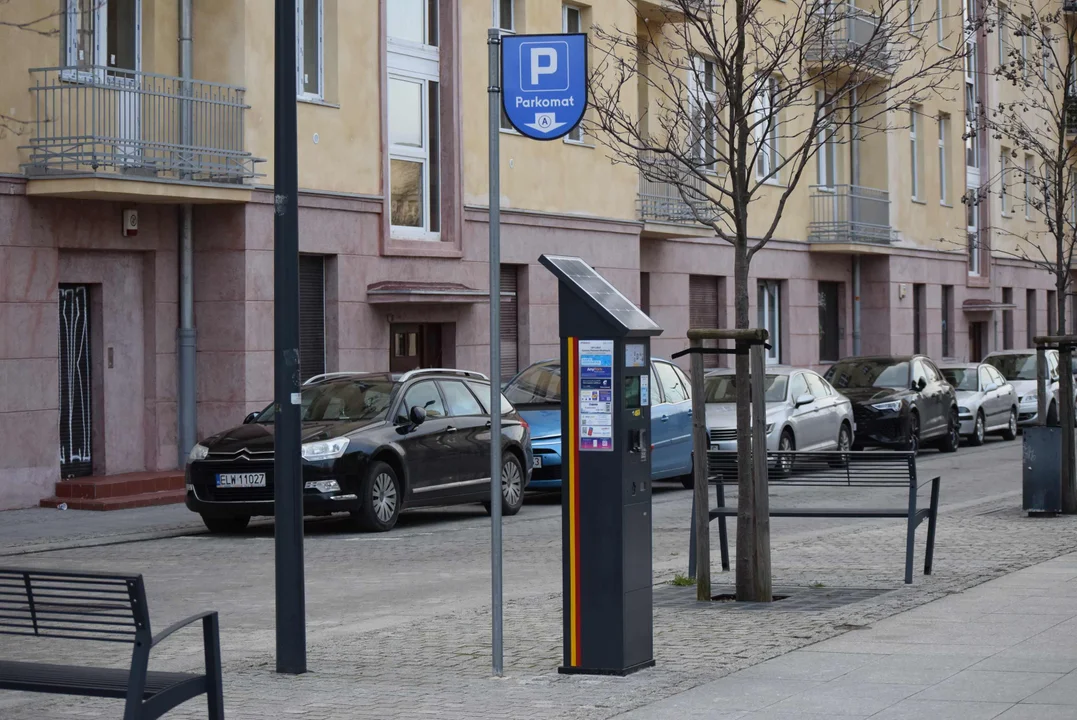 Parkingi w Łodzi - ile zapłacisz za parking w centrum?