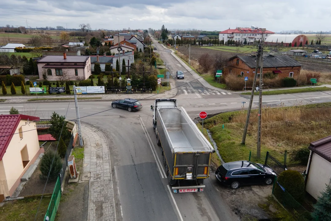 Podpisano umowę na rozbudowę drogi wojewódzkiej nr 583 w miejscowości Dobrzelin