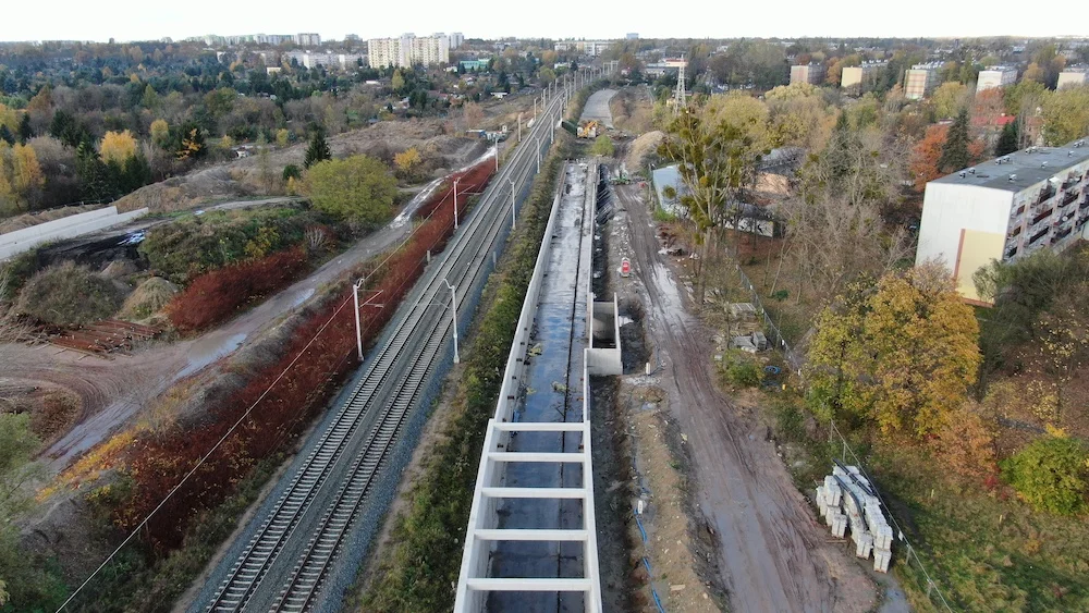 Budowa tunelu kolejowego pod Łodzią - stan na listopad 2023 r.