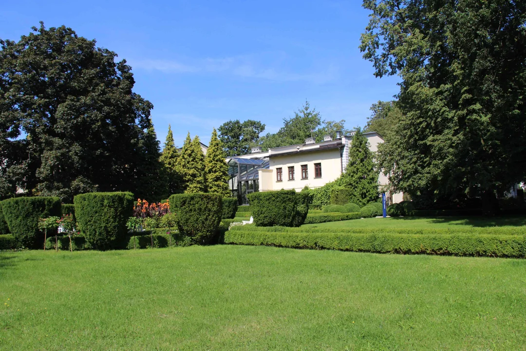 Zachwycający ogród Muzeum Pałacu Herbsta