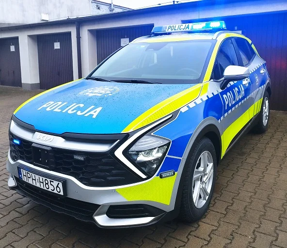 Nowy radiowóz w gostynińskiej policji