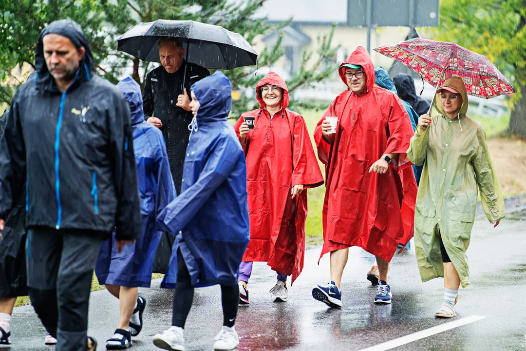 Piesza pielgrzymka z Głowna na Jasną Górę