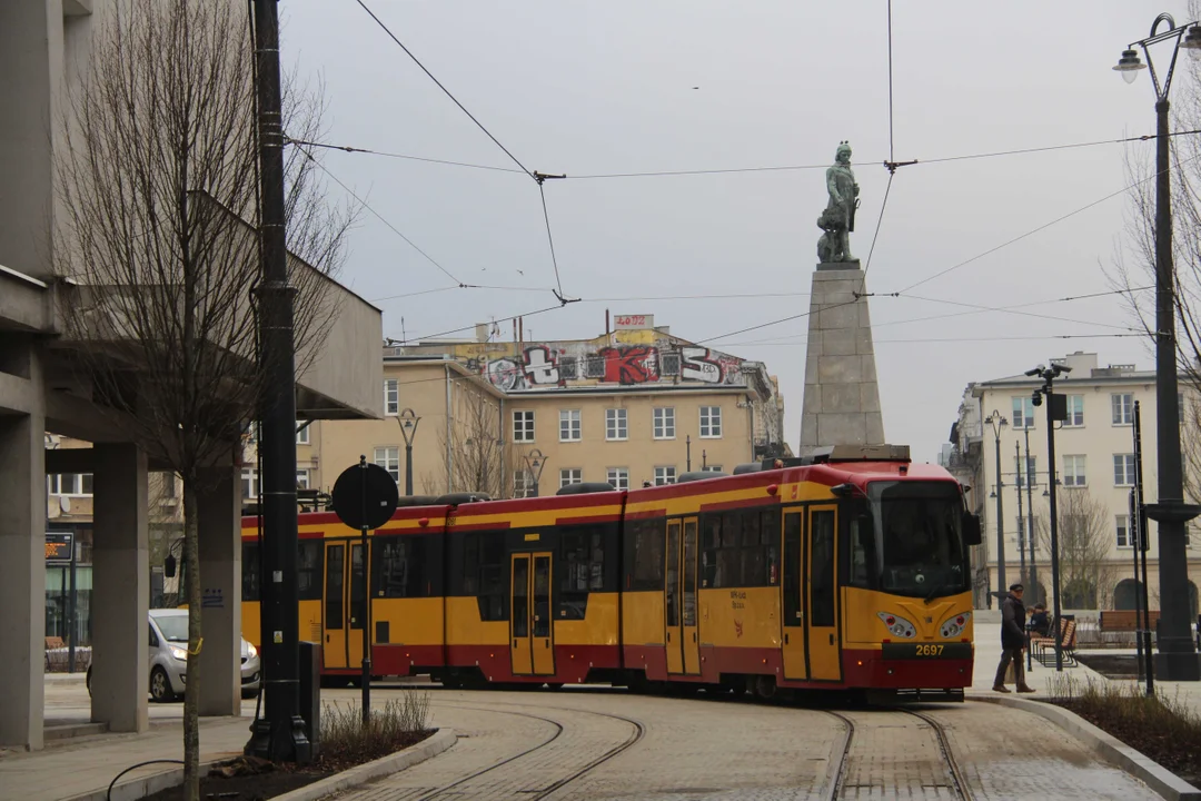 Tramwaje i autobusy MPK Łódź powróciły na Legionów