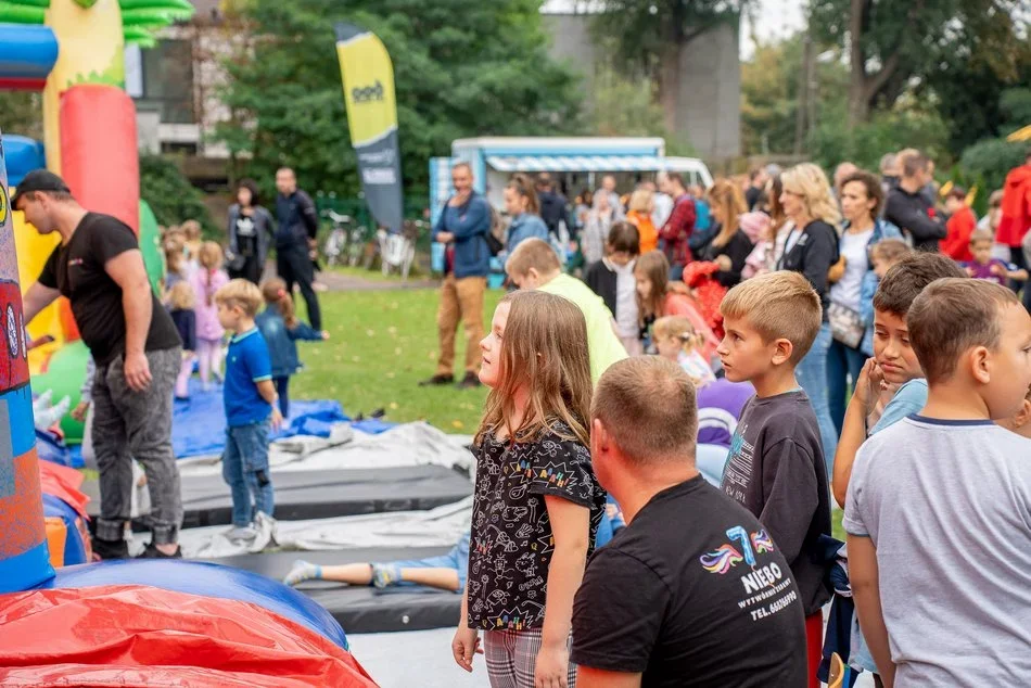 Piknik rodzinny z okazji 600-lecia Łodzi w Szkole Podstawowej nr 7 w Łodzi 