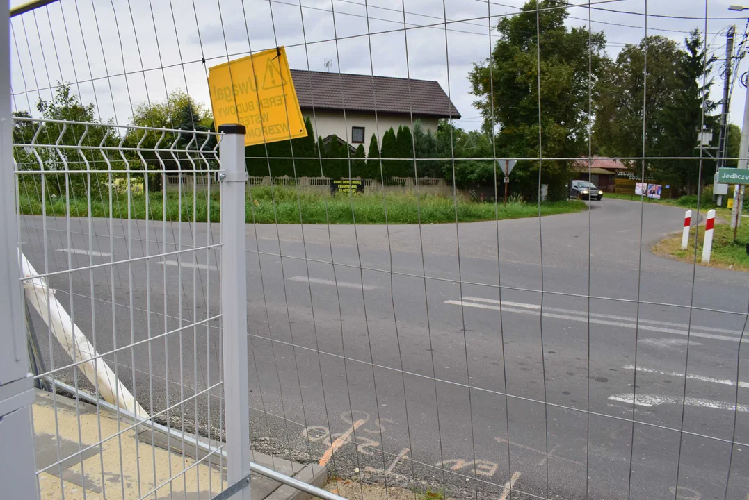 Nowa stacja z niebezpiecznym zejściem?