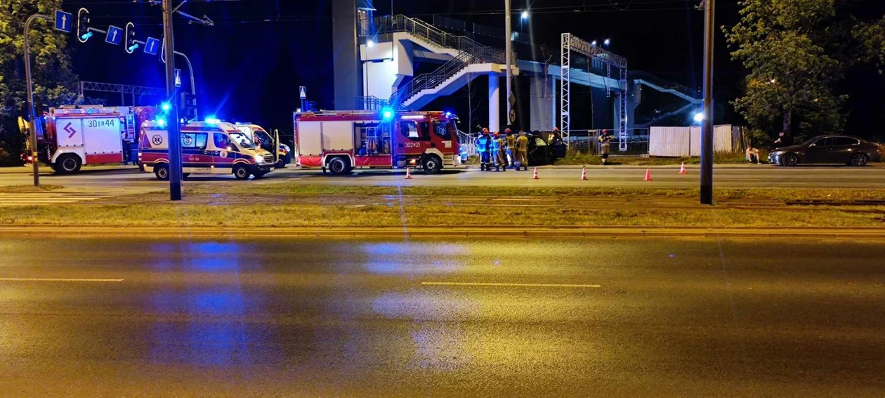 Tragiczny wypadek na alei Włókniarzy w Łodzi. Nie żyje 19-latka