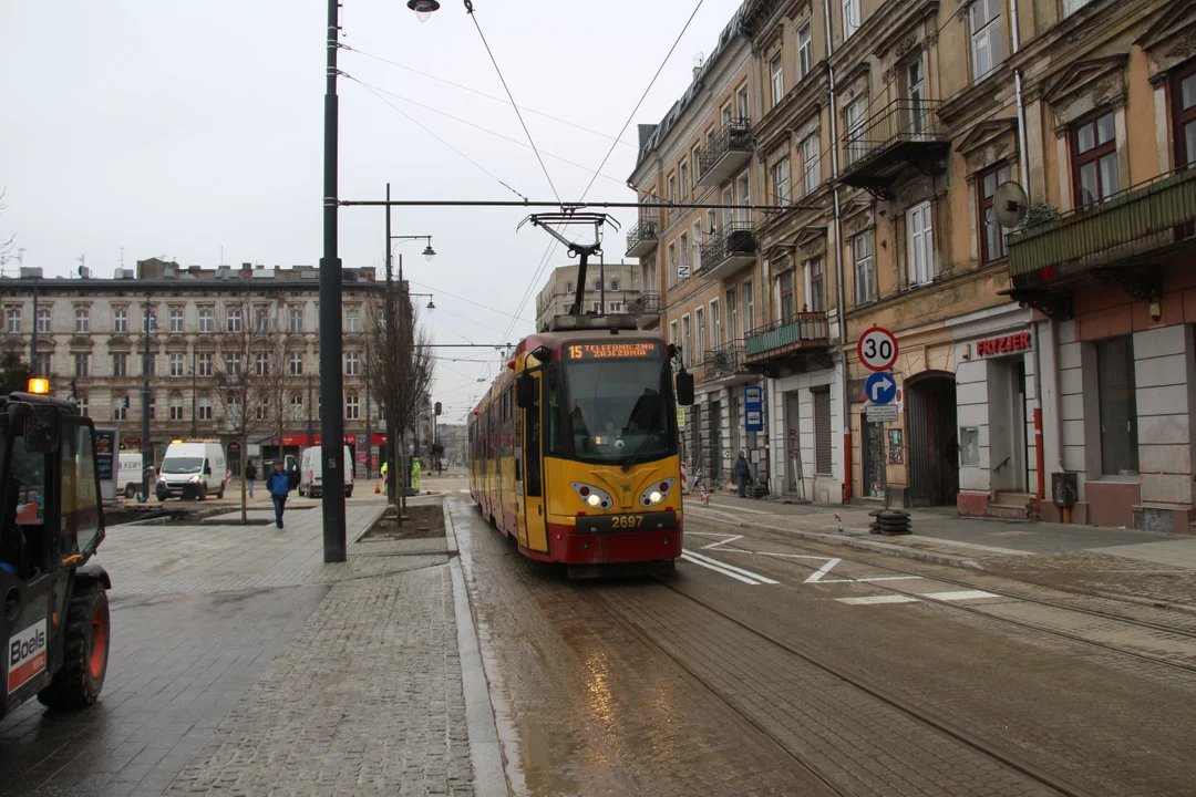 Tramwaje i autobusy MPK Łódź powróciły na Legionów
