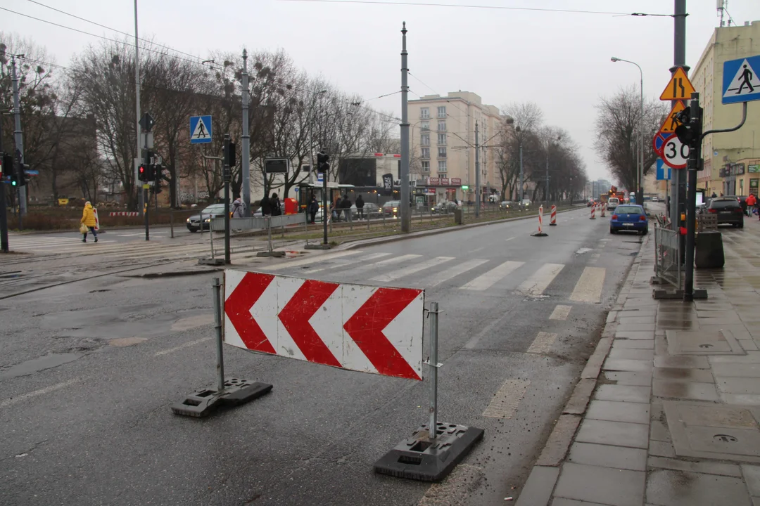Zamknięte przejście dla pieszych na ul.Zachodniej w Łodzi