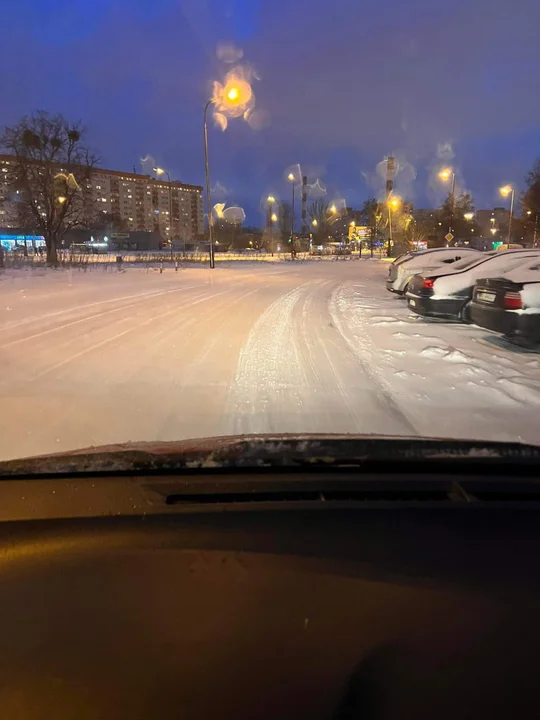 Kiepskie warunki na drogach w Łodzi