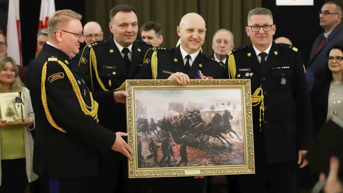 Marek Myszkowski odchodzi ze służby. Przez 16 lat był komendantem kutnowskiej straży pożarnej [ZDJĘCIA] - Zdjęcie główne