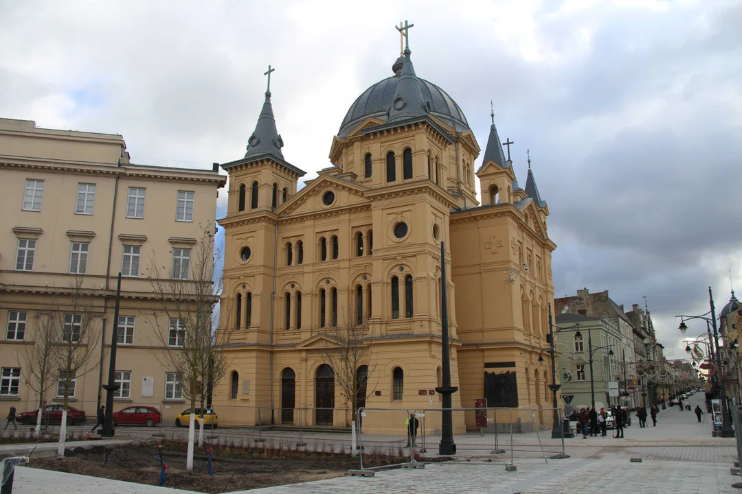 Dobiega końca przebudowa placu Wolności w Łodzi