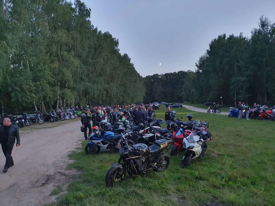 Z Łodzi przyjechali na Malinkę. Zlot motocyklistów w Zgierzu [ZDJĘCIA] - Zdjęcie główne