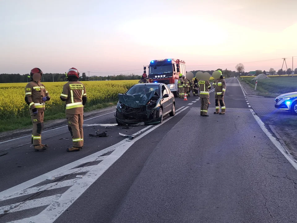 Wypadek niedaleko Płocka. 7 osób w szpitalu [ZDJĘCIA] - Zdjęcie główne