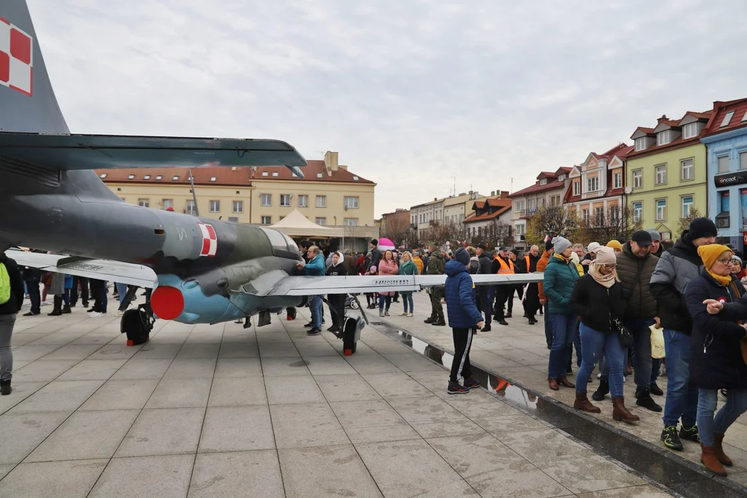 Piknik wojskowy z okazji Święta Niepodległości w Kutnie