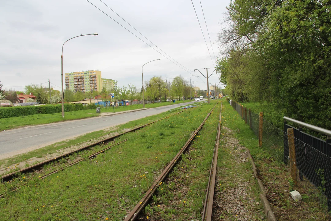 Mieszkańcy Dąbrowy czekają na powrót tramwajów MPK