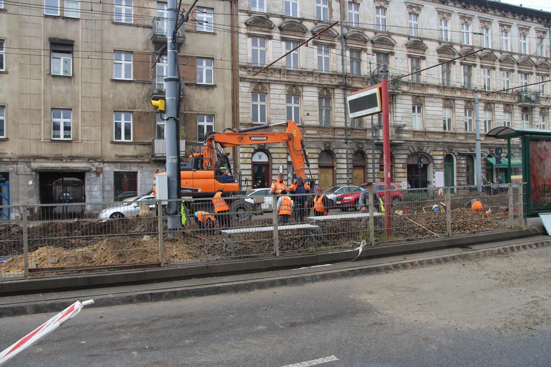 Utrudnienia dla podróżnych MPK Łódź. Czy prace przy Zachodniej i Legionów uda zakończyć się na czas? [ZDJĘCIA] - Zdjęcie główne