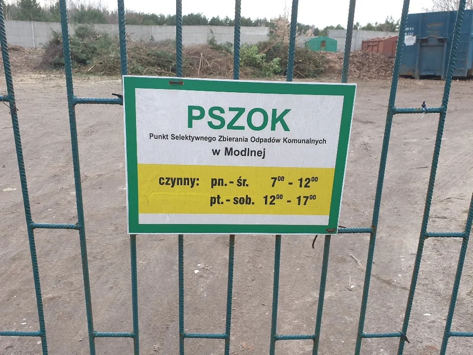 Mieszkańcy Sokolnik-Lasu są zbulwersowani. Wójt nie chce odbierać odpadów zielonych pomimo wyroku sądu
