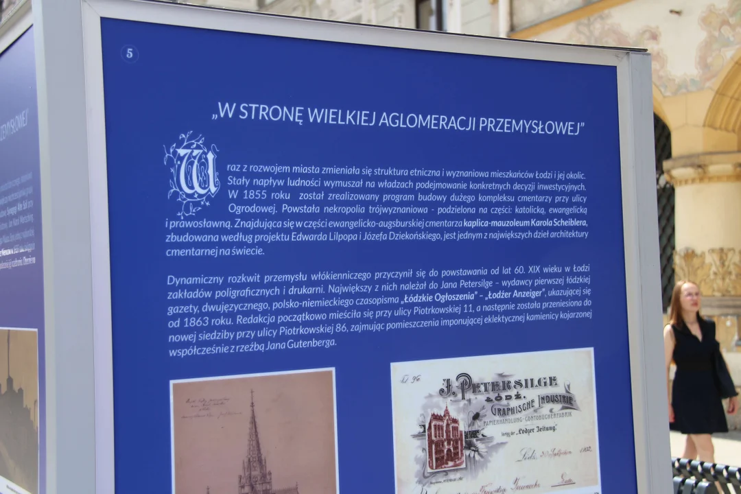 Niezwykłe wystawy o historii naszego miasta na ulicy Piotrkowskiej