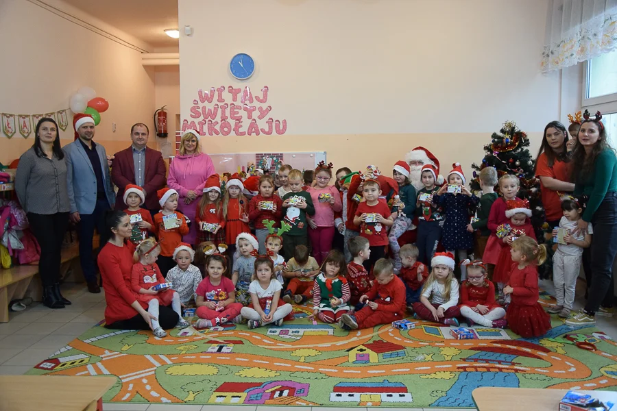 Święty Mikołaj odwiedził dzieci w gminie Zelów