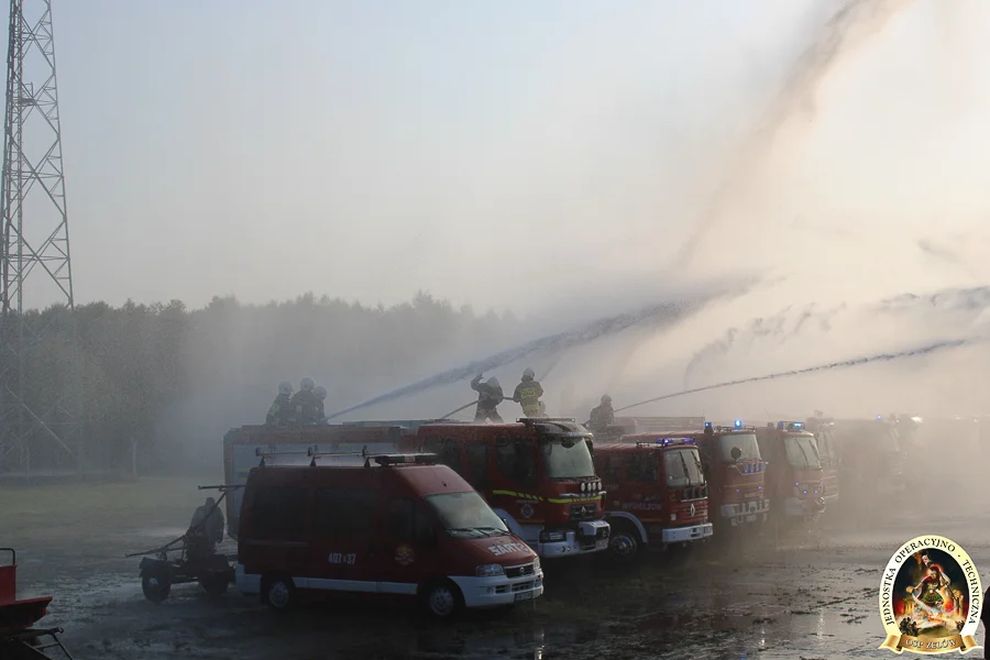 Wielka bitwa wodna w Zelowie. Strażacy spotkali się na zlocie [FOTO] - Zdjęcie główne