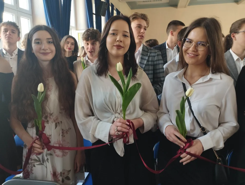 Zakończenie roku szkolnego maturzystów XXVI Liceum Ogólnokształcącego w Łodzi. Były wspomnienia, śmiech i... łzy - Zdjęcie główne