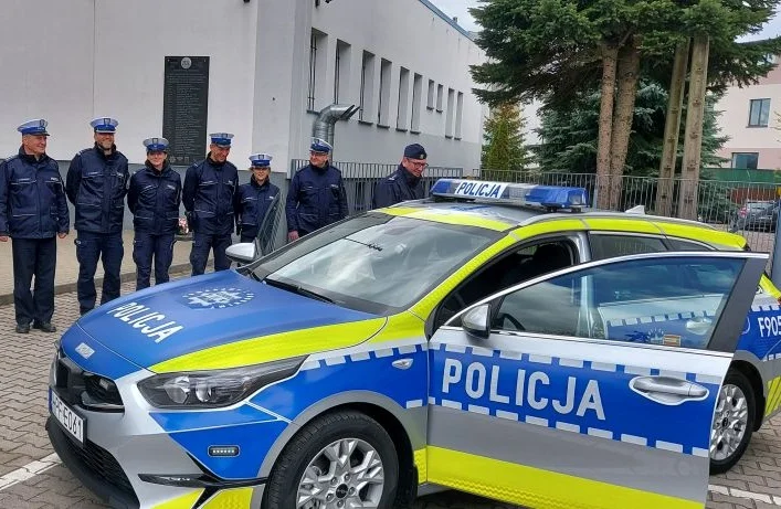 Nowy radiowóz dla policjantów z Bełchatowa
