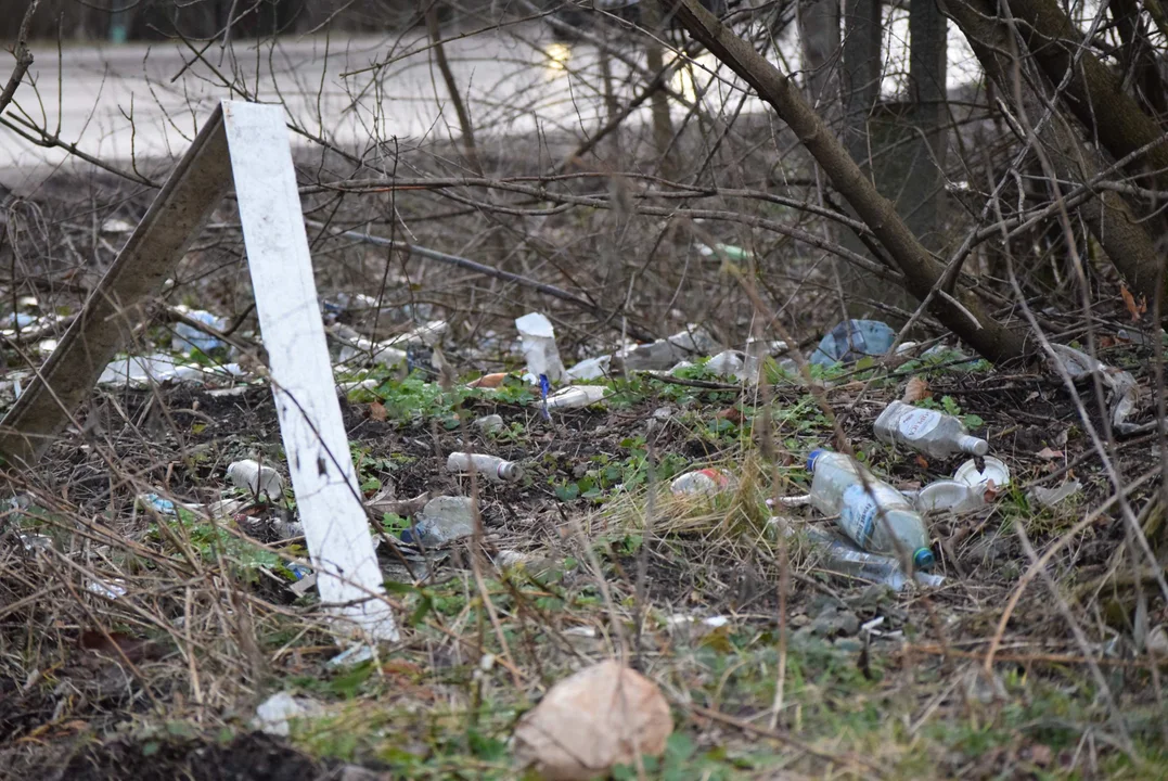 Składowisko odpadów na ul. Szczawińskiej w Zgierzu