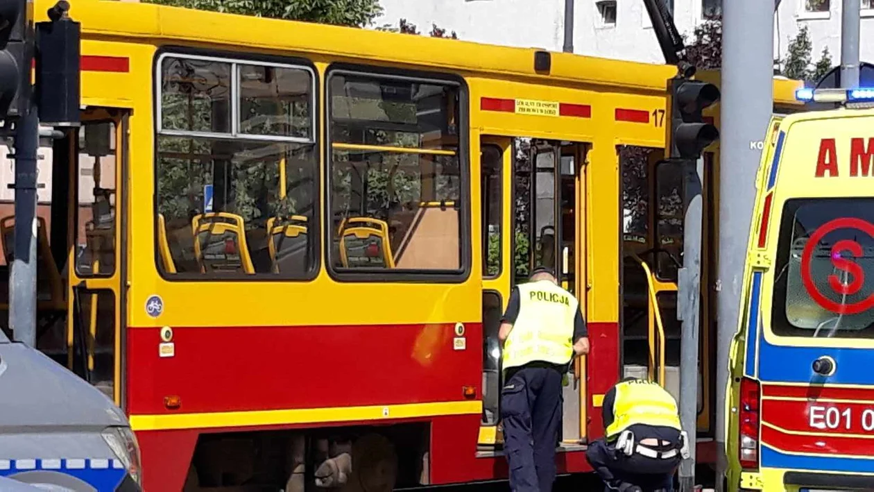71-latek wszedł pod tramwaj na al. Kościuszki