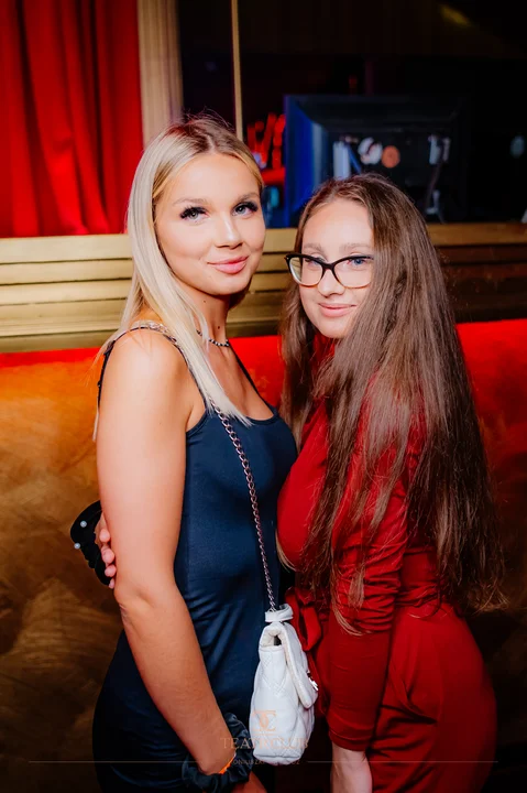 Różowa impreza w stylu Barbie w Teatr Club Łódź