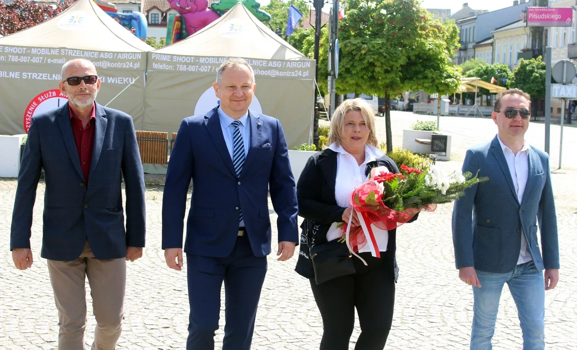 Kutnowska PO upamiętniła rocznicę uchwalenia Konstytucji 3 Maja [ZDJĘCIA] - Zdjęcie główne